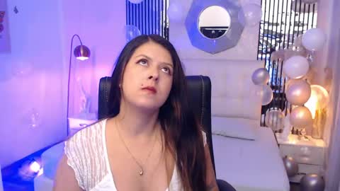 Andrea online show from June 3, 3:51 am