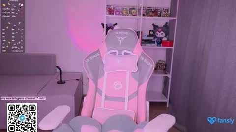 lissa online show from March 25, 3:04 pm