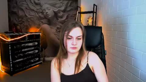 Lissa Telor online show from July 12, 9:43 am