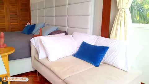 Lisseth Long  online show from October 15, 7:27 pm