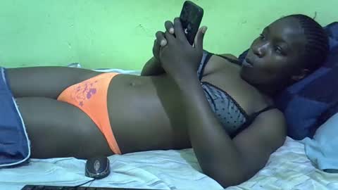 lisssa01 online show from December 4, 6:19 pm