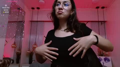 Lita online show from April 15, 7:14 pm