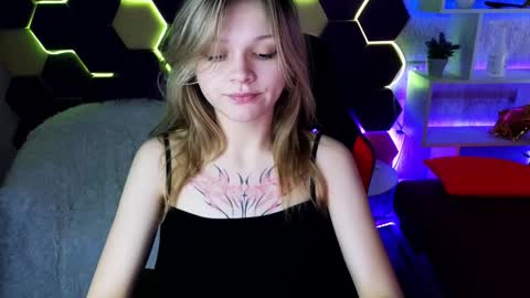 Lena online show from February 2, 8:02 am