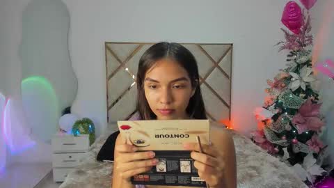 Veronica online show from December 20, 2:54 pm