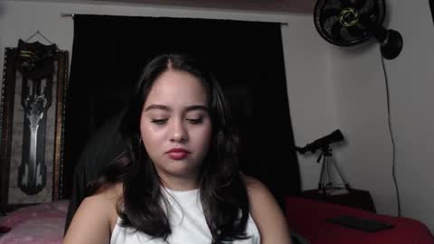 Lia online show from December 2, 9:33 am