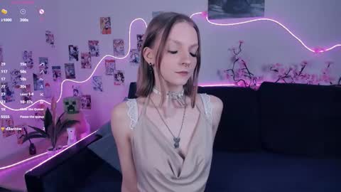 Bella online show from November 12, 8:34 am