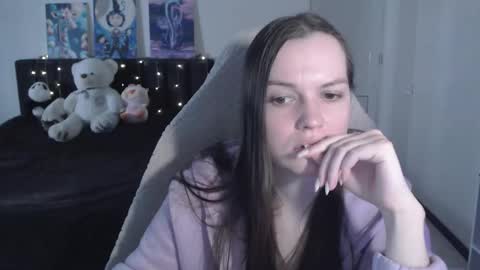 little__flowers online show from March 15, 11:01 am