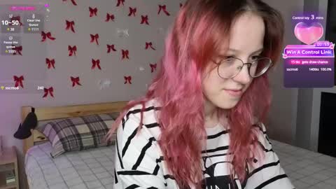 little_bliss online show from February 18, 5:44 pm