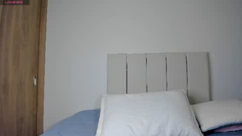 Independent model carolina online show from July 5, 2:34 pm