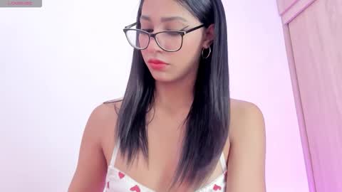    online show from November 21, 11:45 am