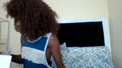 little_freak06 online show from June 28, 4:02 pm