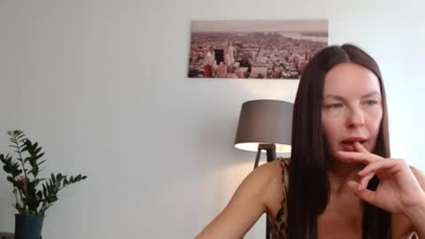 Nicole online show from September 10, 11:43 am