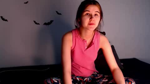 Alice.. online show from November 3, 2:54 pm