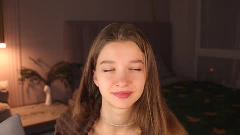 Kiki online show from October 23, 3:51 pm