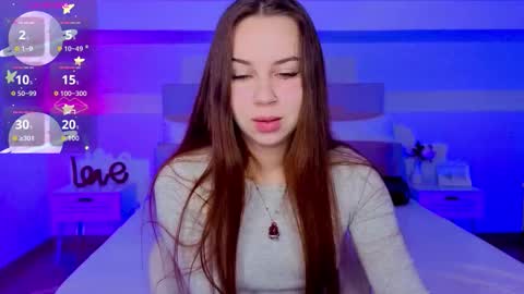 little_siin online show from November 9, 8:32 am