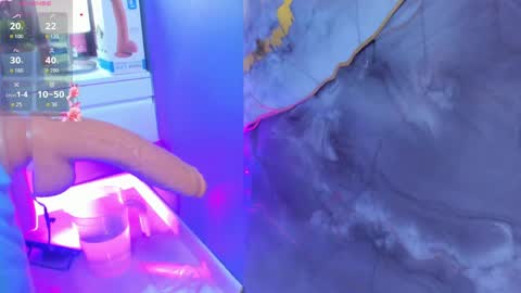 little_valentinaa online show from April 9, 11:26 am