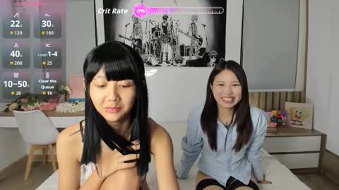 Yena and Gabby online show from September 22, 9:02 pm