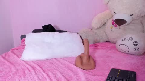 Ari online show from September 20, 8:40 pm