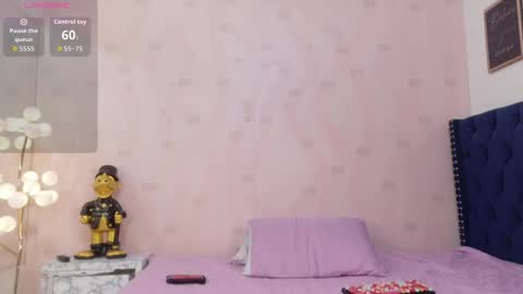 Tania  online show from February 10, 7:50 pm