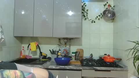 littlehappines online show from March 30, 7:13 pm