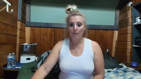 lisanixs online show from March 23, 2:18 am