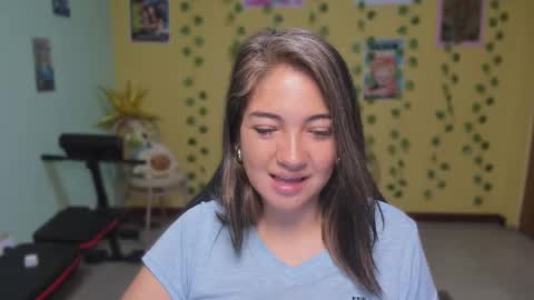 Mia  online show from February 13, 11:56 am