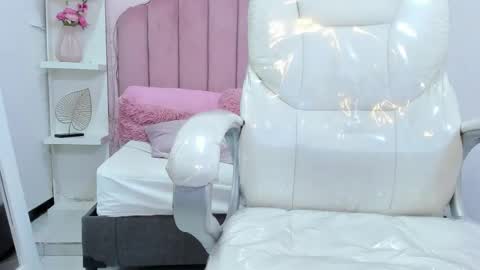  sofii  online show from October 1, 12:04 am