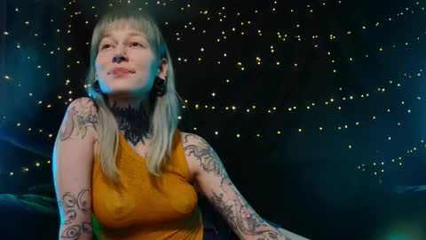 Niki  free tg channel with some photos gifs and info about streams  online show from January 11, 3:06 pm