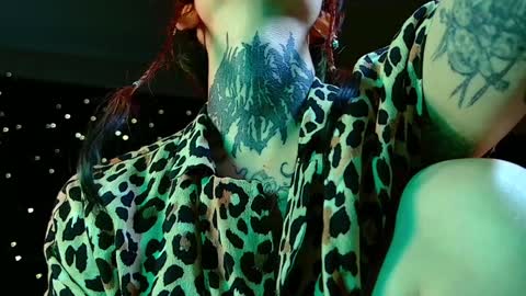 Niki  free tg channel with some photos gifs and info about streams  online show from December 24, 6:39 pm