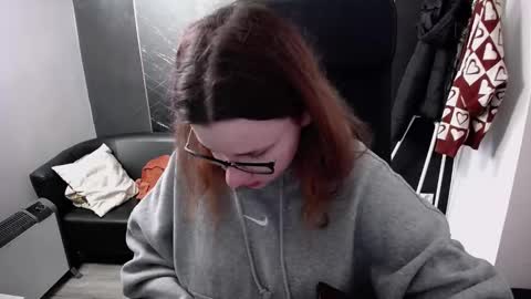 Viki online show from December 5, 9:43 am