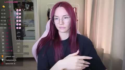 Eliana online show from September 9, 1:33 pm