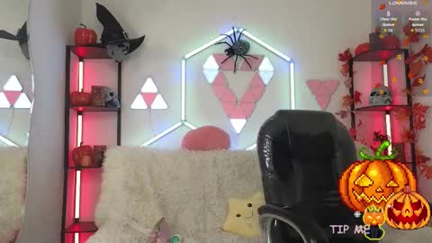 littlevixen18 online show from October 22, 2:33 pm