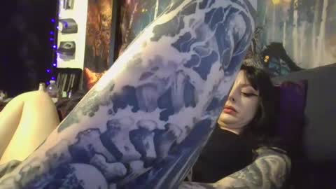 Liv Mirage online show from January 28, 12:15 am