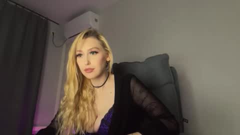 Liya Ray online show from September 29, 4:45 pm