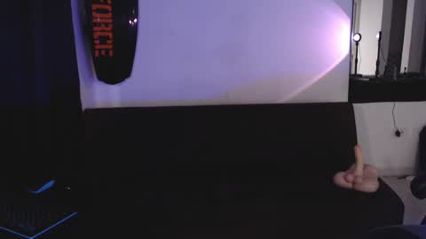 Elizabeth online show from September 28, 9:31 pm