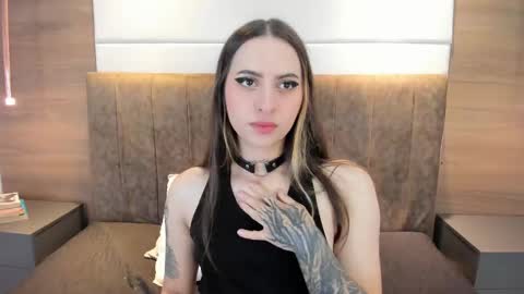 Liz  online show from March 10, 12:28 pm