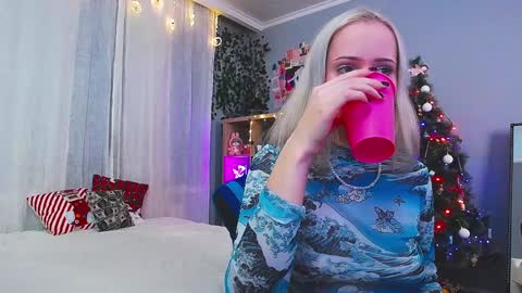 Lisa online show from December 9, 6:02 am