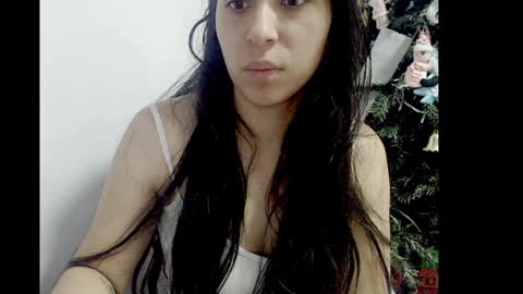 lizz1305 online show from December 17, 3:17 pm