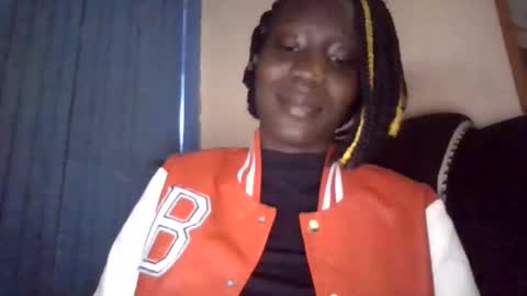 lizzie2020 online show from June 11, 4:09 am