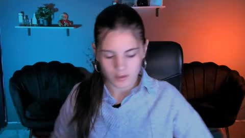 lizzie_boom online show from October 19, 9:33 am