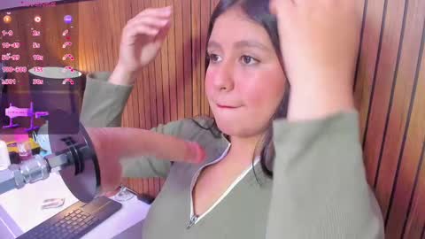 lola online show from February 28, 11:36 am