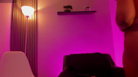 marxi love online show from June 1, 1:13 pm