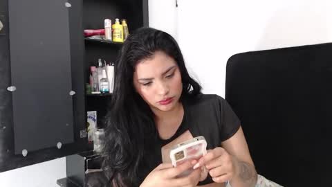 lolaa_staars online show from January 3, 2:32 am