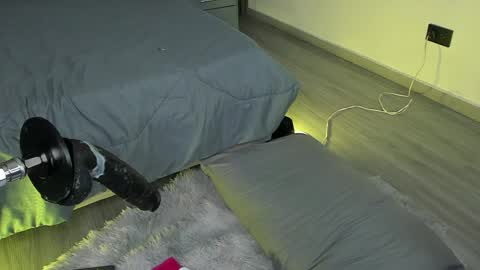 Lola Angel online show from April 21, 1:42 am