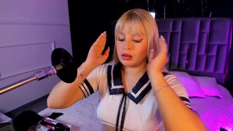 Lola Angel online show from October 6, 9:08 pm