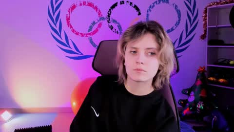 I consider myself the god Loki but life just calls me LOL  online show from December 28, 5:02 am