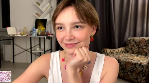 lolaatatee online show from June 7, 6:26 pm
