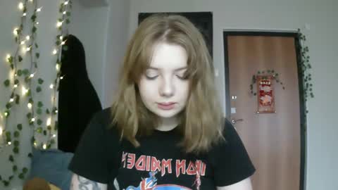 Lilly online show from March 1, 2:02 pm