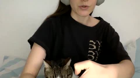 agnes online show from January 20, 11:10 pm