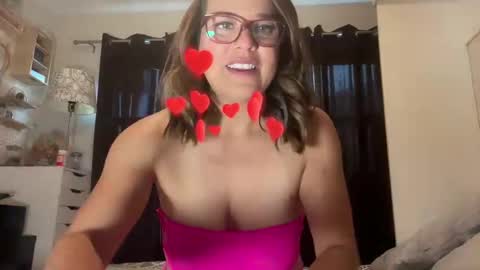 LoLo online show from February 16, 10:43 pm